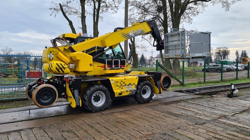 Odbiór dwudrogowej ładowarki teleskopowej Manitou MRT Easy 1840