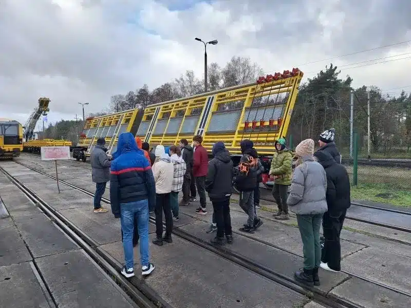 Dni Otwarte w Sekcji Maszyn Torowych w Zbąszyniu 8 3