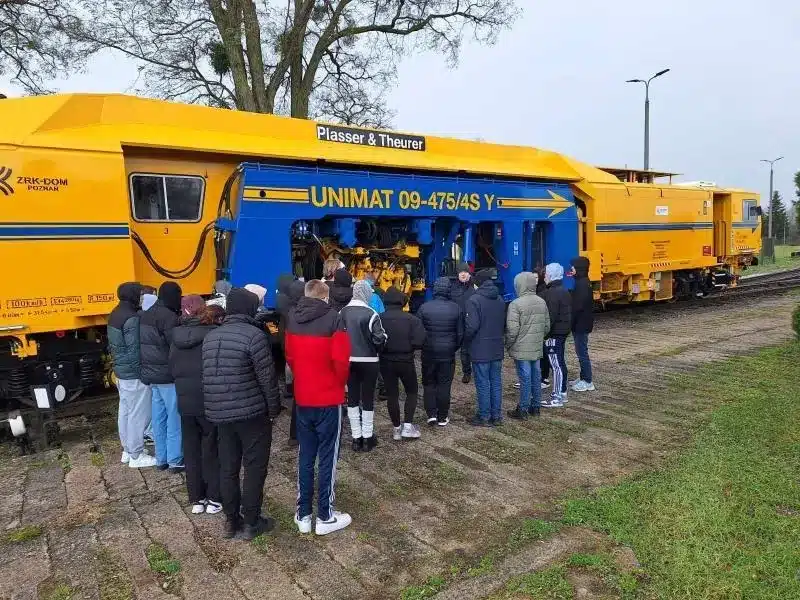 Dni Otwarte w Sekcji Maszyn Torowych w Zbąszyniu 5 4