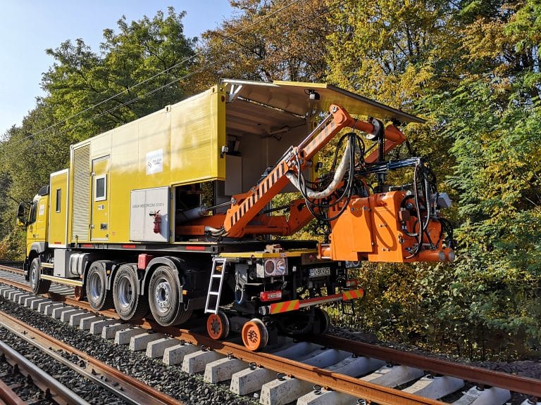 Zgrzewarki szyn z rejestratorem procesu zgrzewania